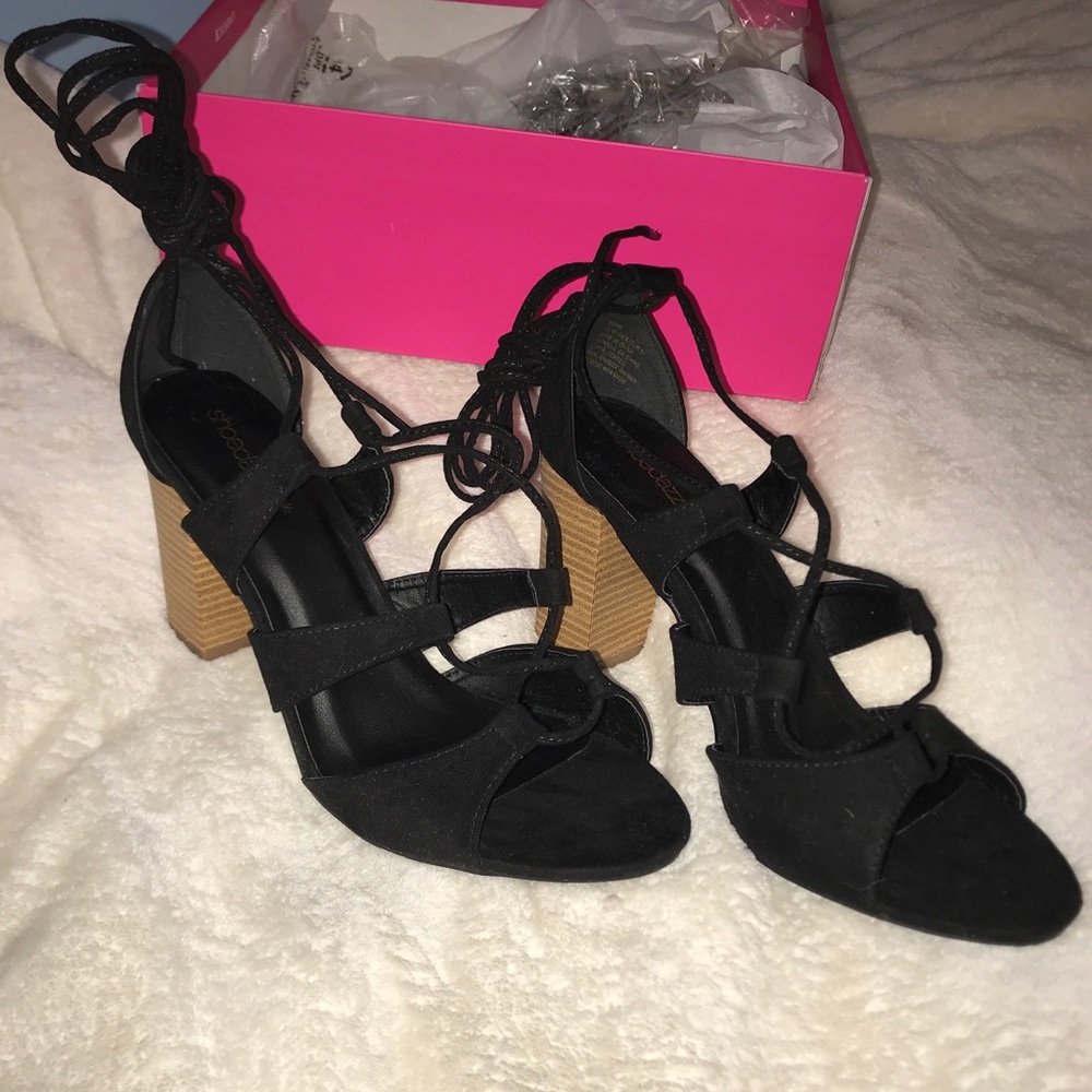 Brand New Shoe Dazzle Heels